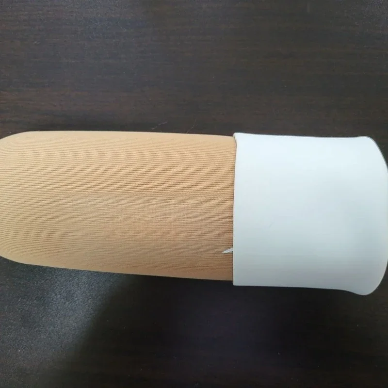 

Silicone sheath - comfortable leg protection
