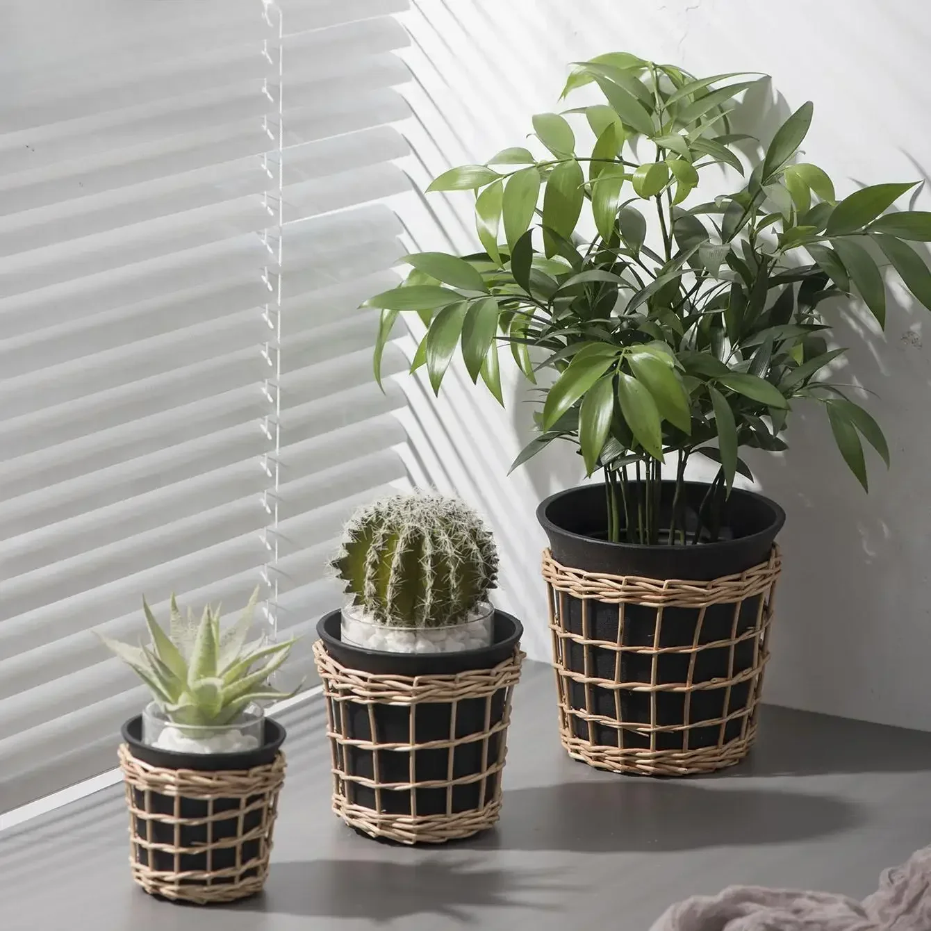 Handmade Flower Pots Imitation Rattan Plant Potted Modern Simple Desktop Flower Pots Black Plastic High-grade Multif Storage