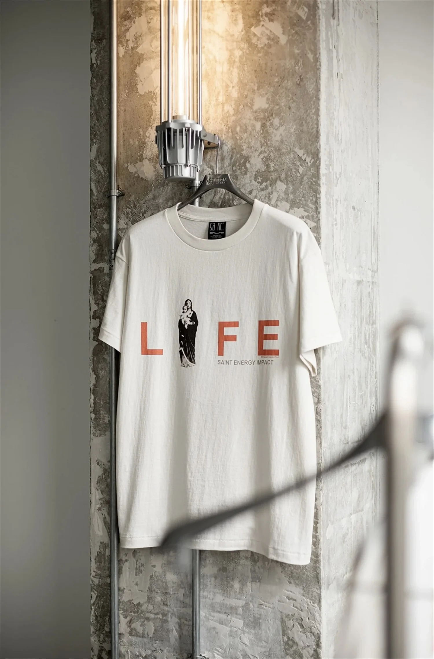 

Vintage Retro New Summer Street Wear LIFE Letter Printing High-Street Loose Casual Tops T-Shirt