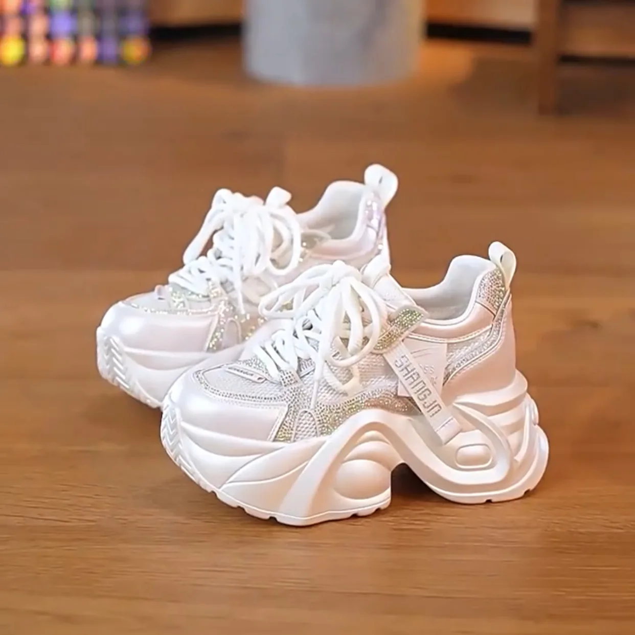 

Обувь для папы, женская обувь, весна-лето 2023, новый стиль, повседневная модная универсальная женская обувь с толстой подошвой и интерьерной подошвой