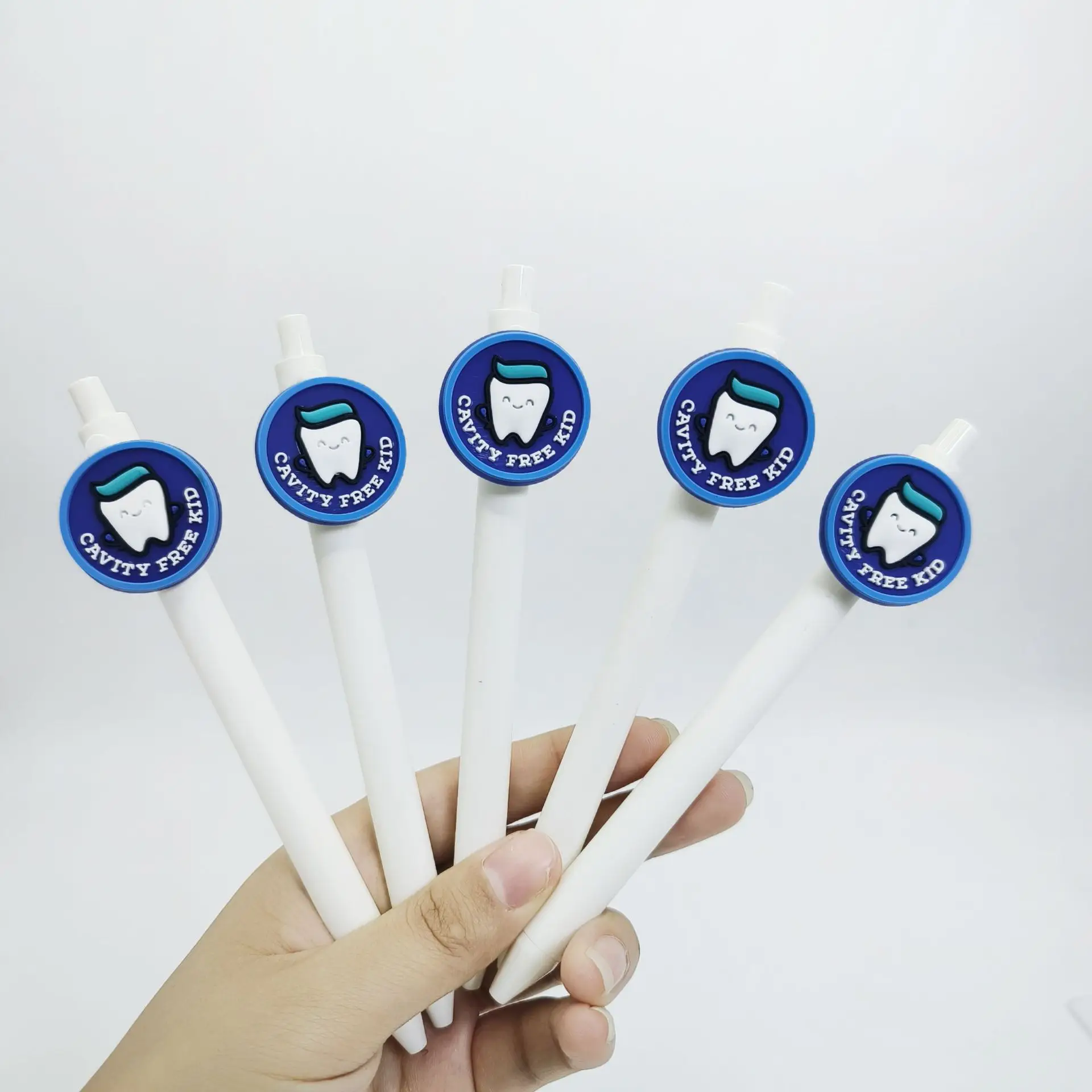 2025 جديد الأبيض الأسنان سلسلة التصحيح القلم بولي كلوريد الفينيل لينة المطاط التصحيح قلم توقيع الطالب هدية القلم افتتاح الموسم هدية