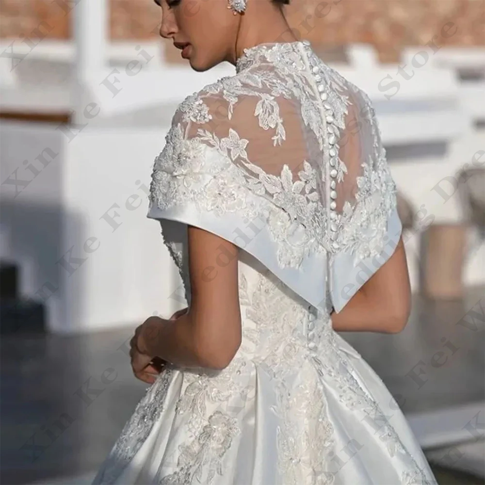 Fascinating Princess Wedding Dresses Sweet Beautiful Lace Appliques High Neck Short Sleeves Fluffy Mopping Beach Bridal Gowns