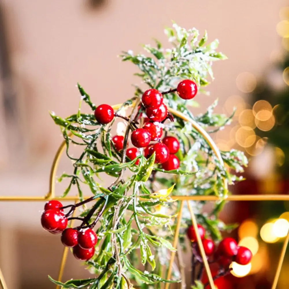 

Red Berry Christmas Red Berry Light String Battery Powered 20/30LED LED Christmas Flowers Wreath Snowflakes Simulation Plants