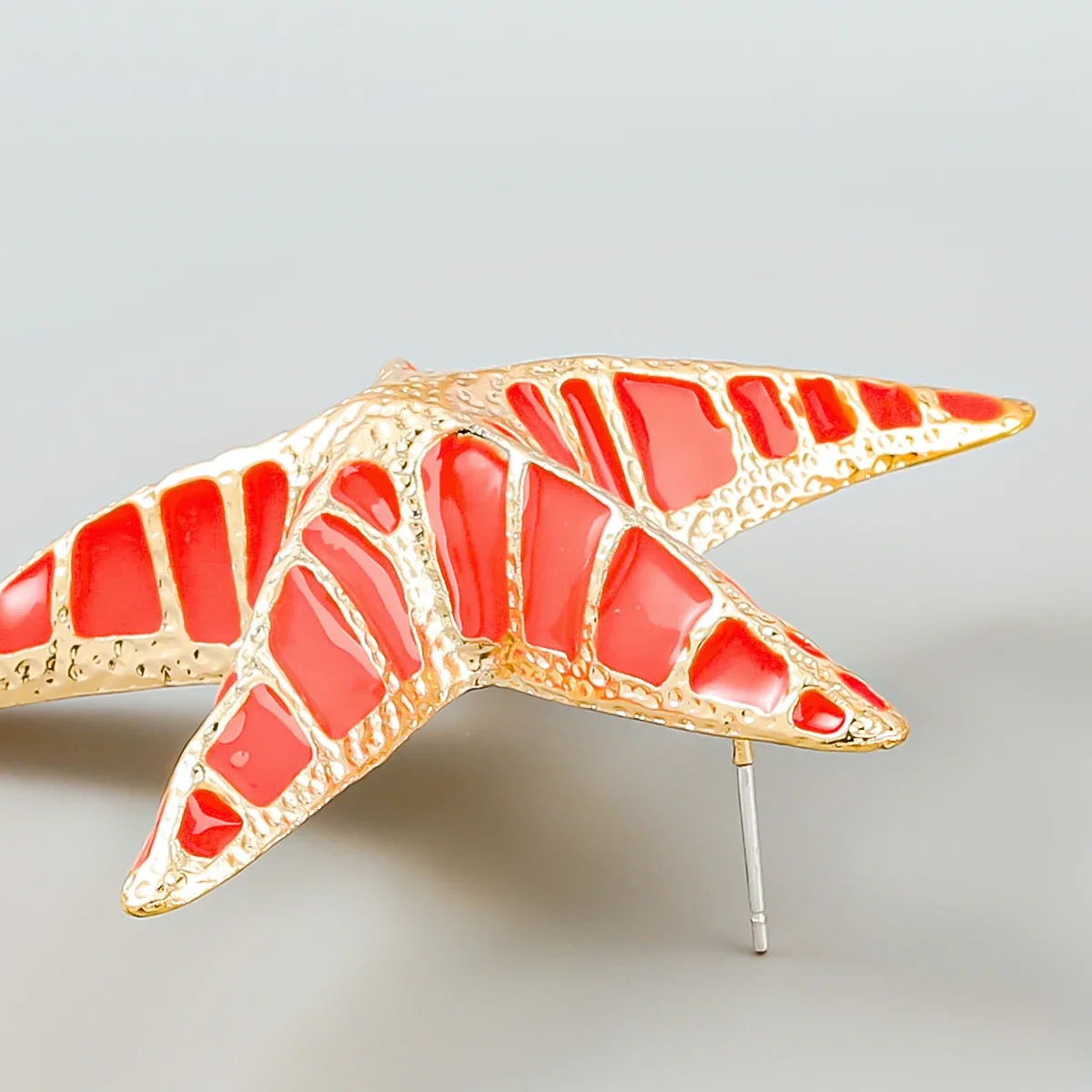 Fashion Metallic Candy Color Starfish Animal Earrings for Women Exaggerated Pop Dangle Earrings Banquet Jewelry Accessories