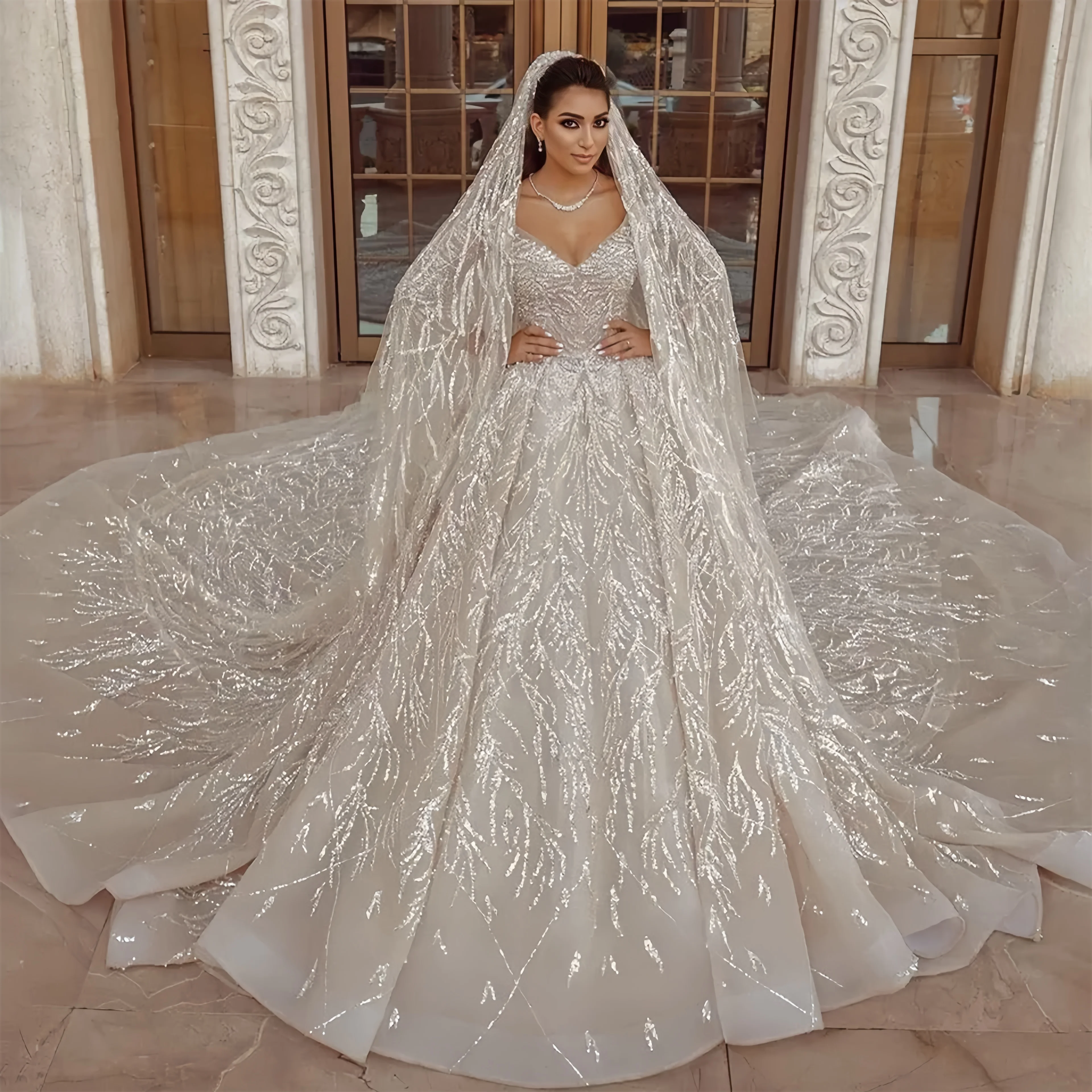 

Customized vestidLuxury V-Neck Sparkly Sequined Ball Gown Wedding Dresses PrincessLong Sleeves Bridal Gownsos de novia amanda