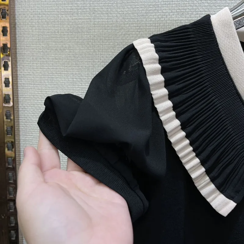 Femme Summer Korean Simplicity Color Blocking V-neck Ice Shreds Short Sleeve Women Clothing Fashionable Pleated Large Size Tops