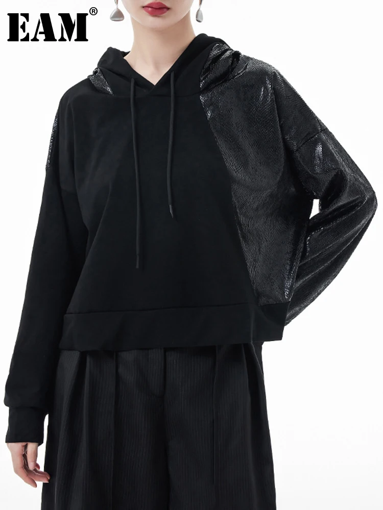 [EAM] Black Spliced Casual Cool Sweatshirt New Hooded Long Sleeve Women Big Size Fashion Tide Spring Autumn 2023 1DH3873