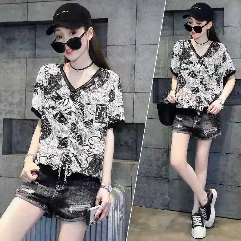 Retro Women's Shirt Blouse With Designs Simple Female Tops M Fine Elegant Cute Offer Aesthetic Hot New 2024 Sale Of Collection