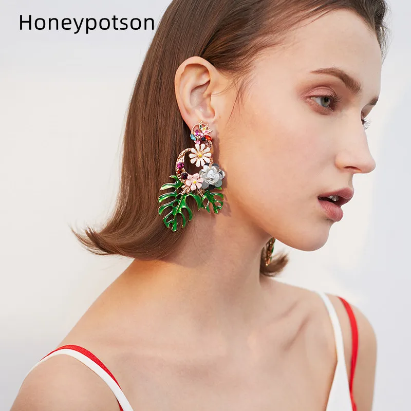 Long tassel flower earrings holiday wind 2023 new temperament everything earrings personality net red ear studs