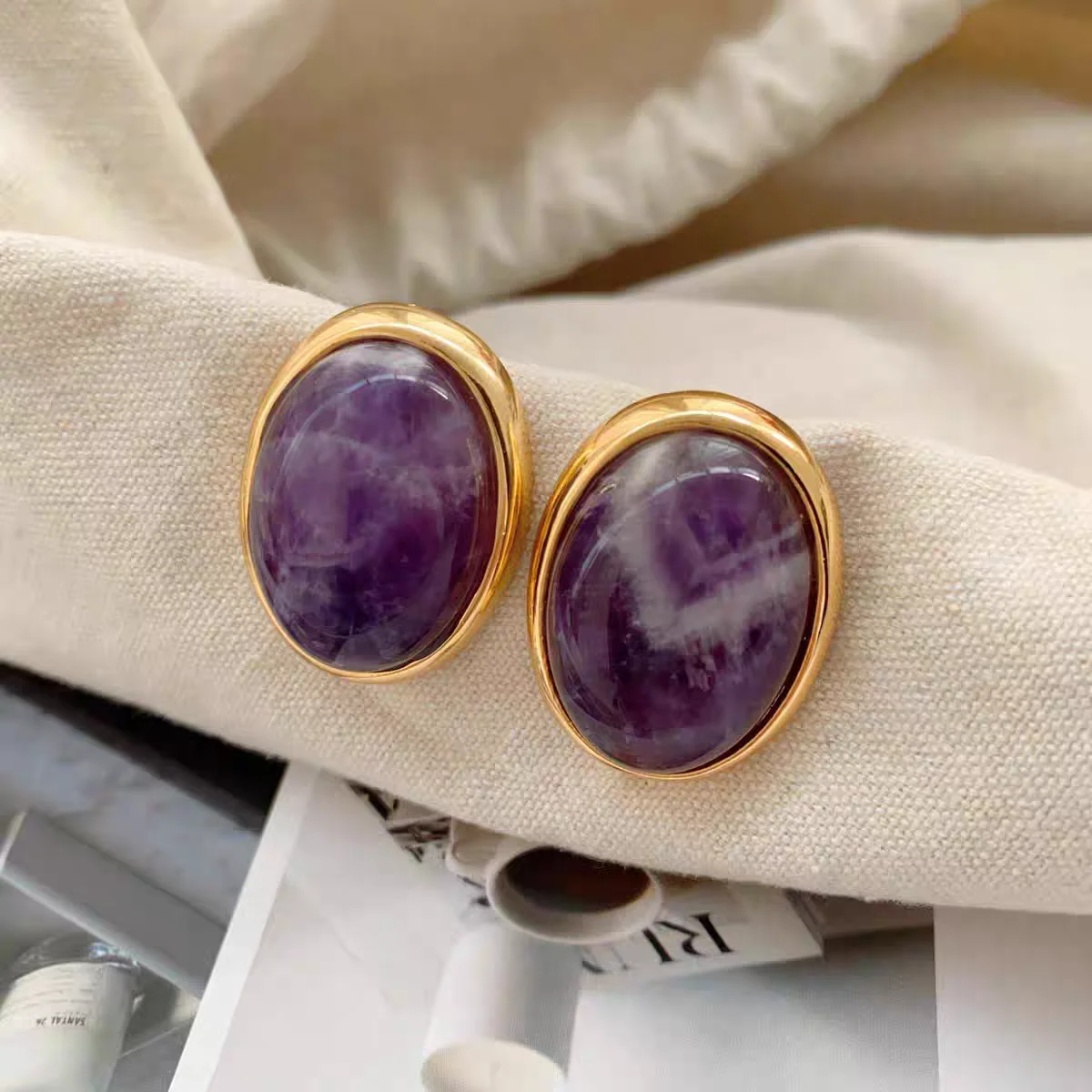 

Brass With 18K Gold Natural Purple Crystal Oval Stud Earrings Women Jewelry Punk Party T Show Gown Runway Korean Japan INS