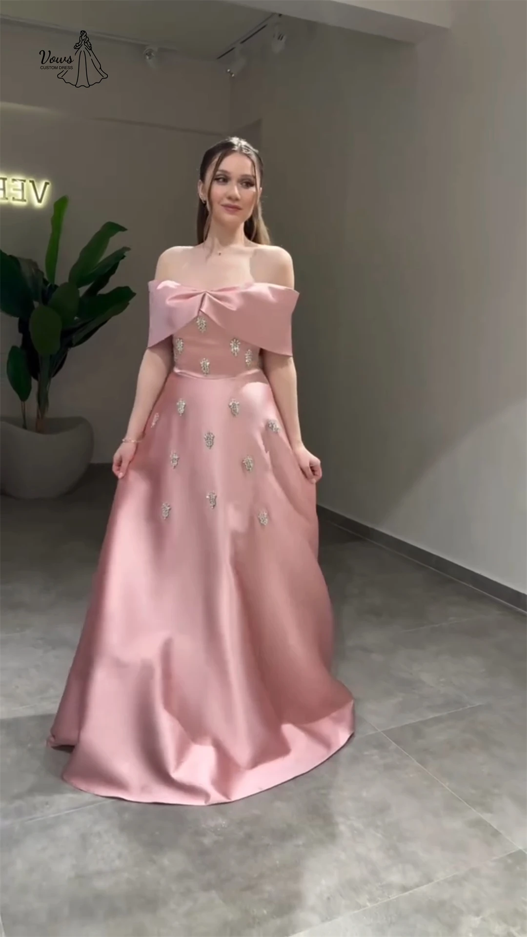 Sukienki balowe Nicole 2025 Luksusowa suknia balowa 2025 Linia A Szyta na miarę Świeca Cyrkonie Luksusowa suknia koktajlowa Robes De Cocktail