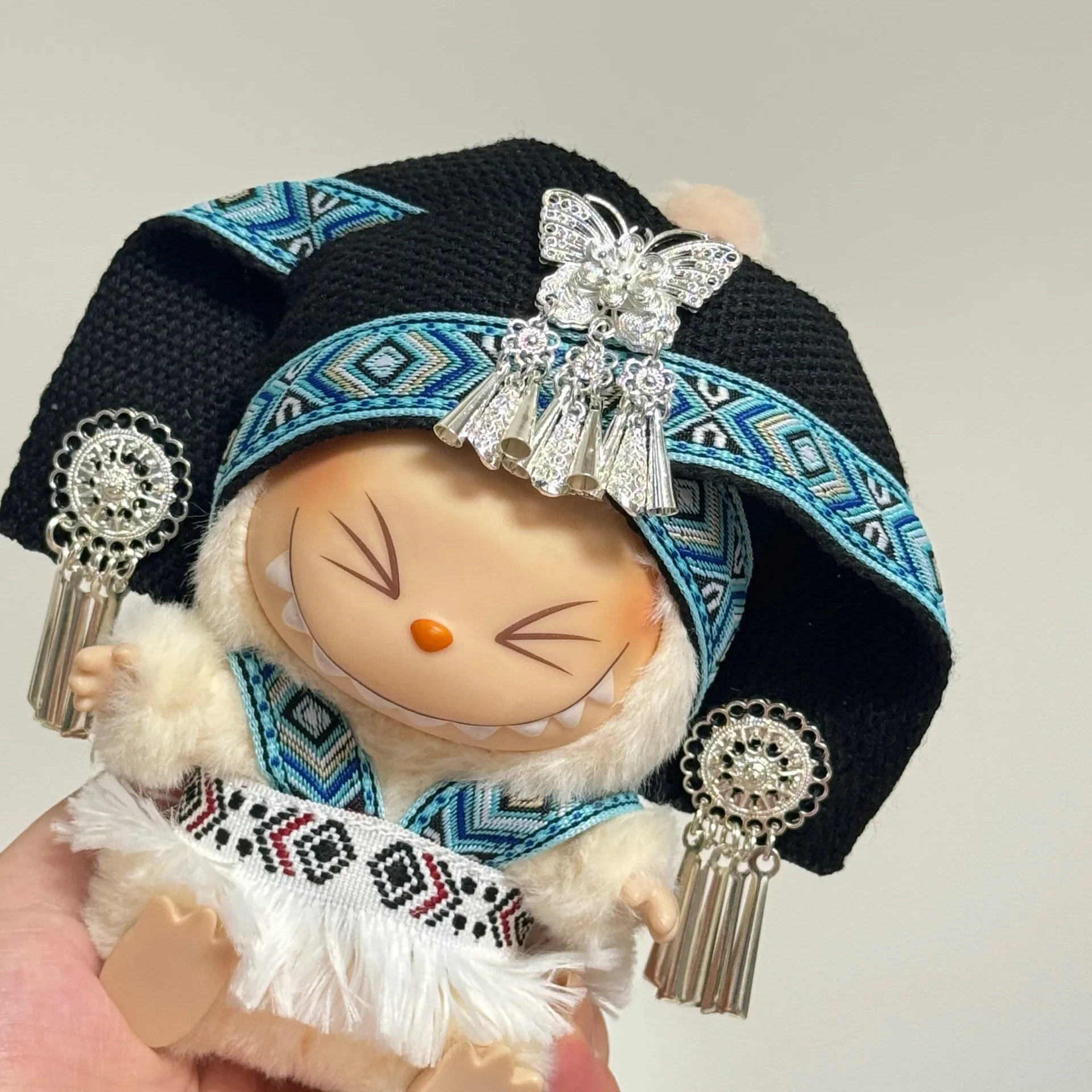 Ropa para muñecas Labubu, accesorios, ropa étnica Zhuang, sombreros para muñecas Labubu V2 V1, bonito vestido de Cosplay a rayas
