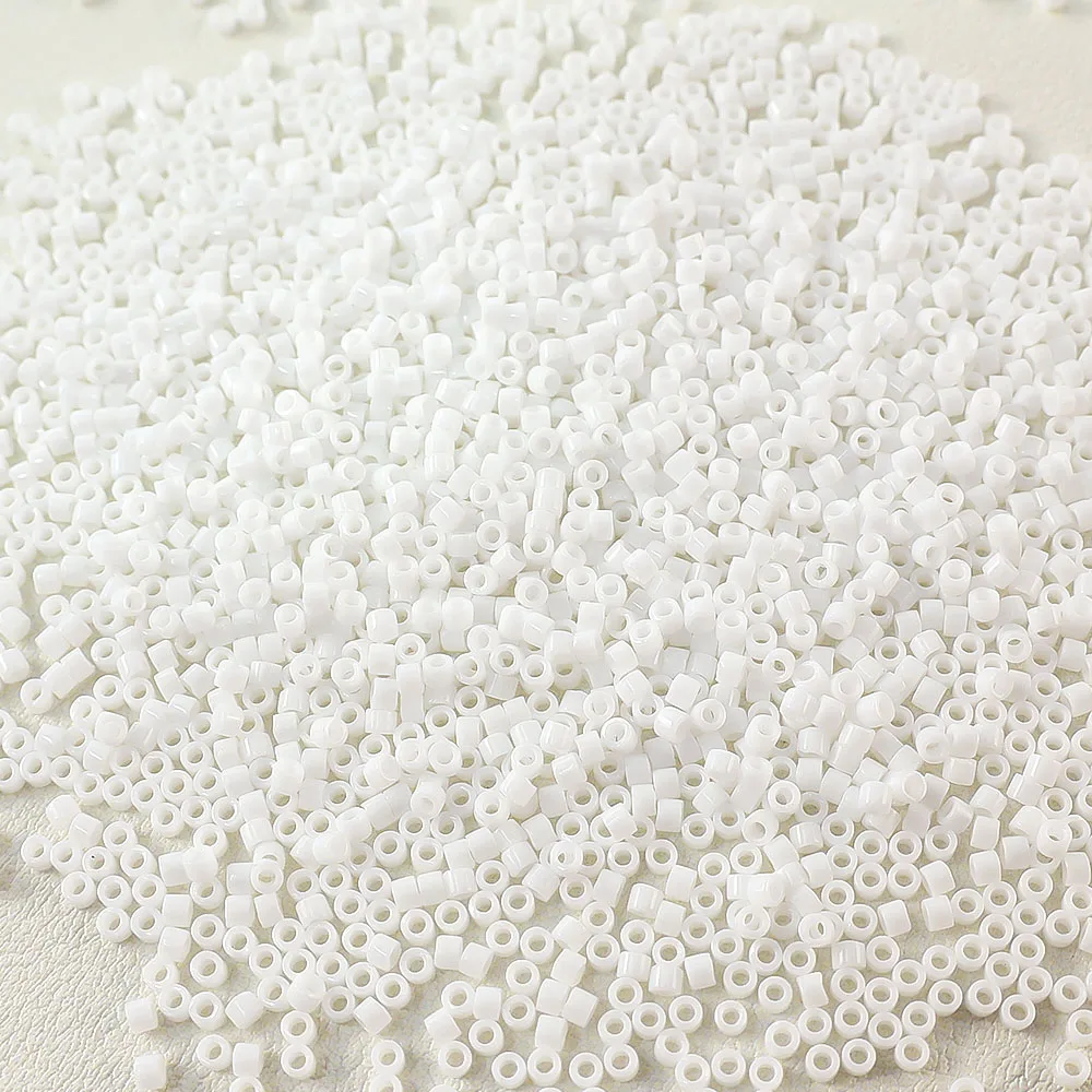 Japanische importierte einfarbige Miyuki Delica Rocailles-Schmuckperlen, geeignet für alle Arten von DIY-Handarbeiten, 10g – Detail 7