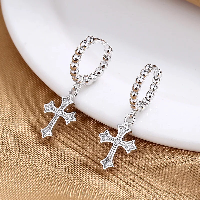 

Dawn's Jewel S925 Silver Personality Ins Wind Exquisite Compact Zircon Micro-set Cross Earrings