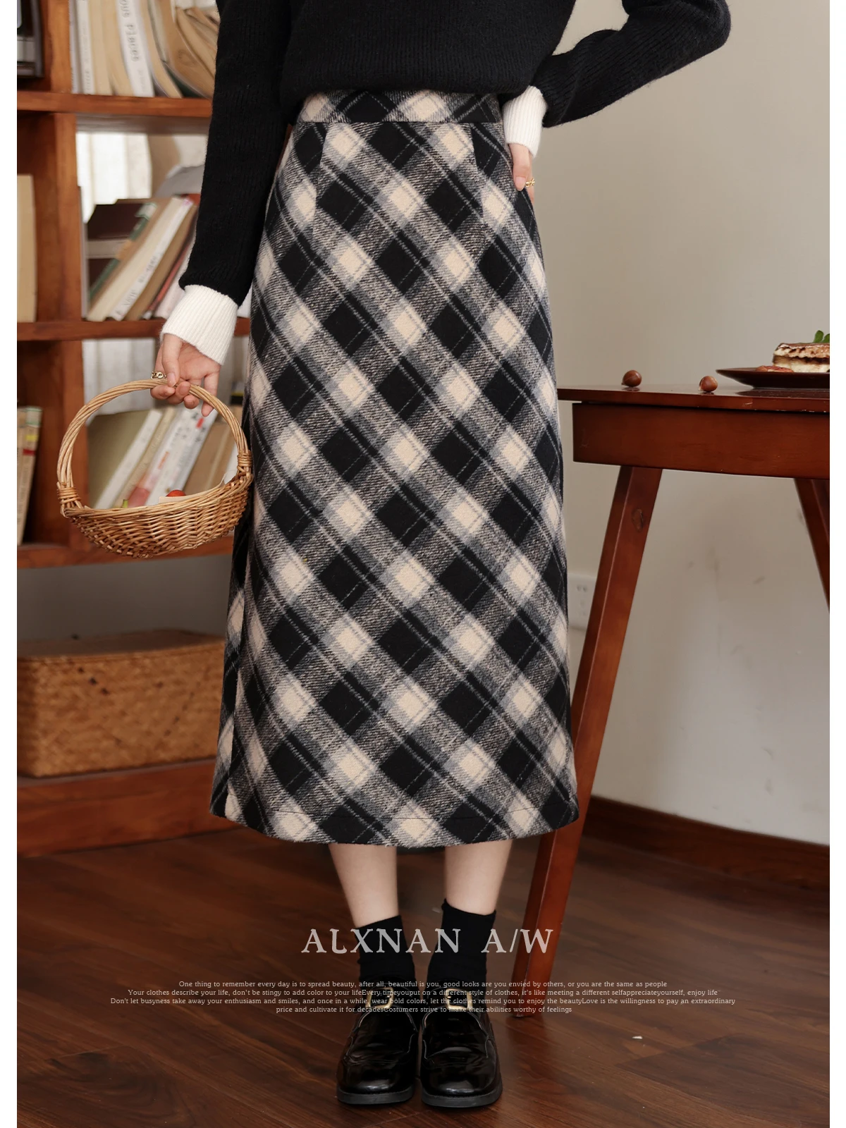 

ALXNAN Vintage Plaid Skirt Women 2025 Autumn Elegant Long A-line Skirts Casual Office Lady High-waist Female Clothing LXN32296