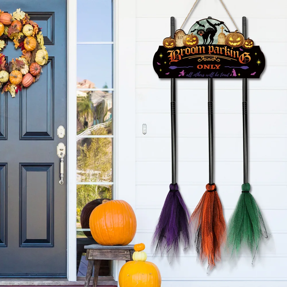 Halloween Witch Broom Parking Sign Hanging Decor, Wooden Spooky Car Space Marker for Party, Festive Driveway Ornament