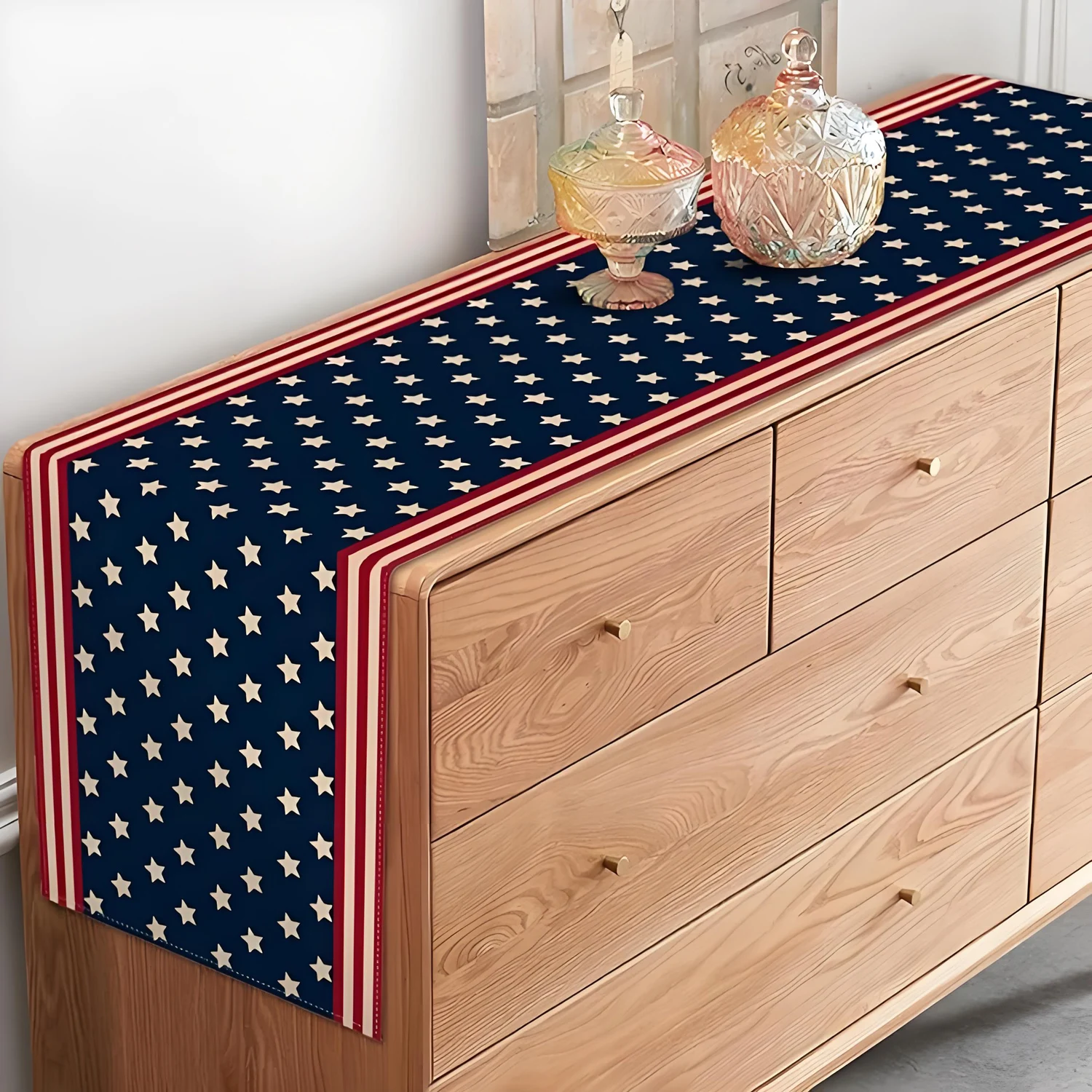 New Independence Day decoration Red and blue simple stripes decorated table flag Party supplies for indoor kitchen layout