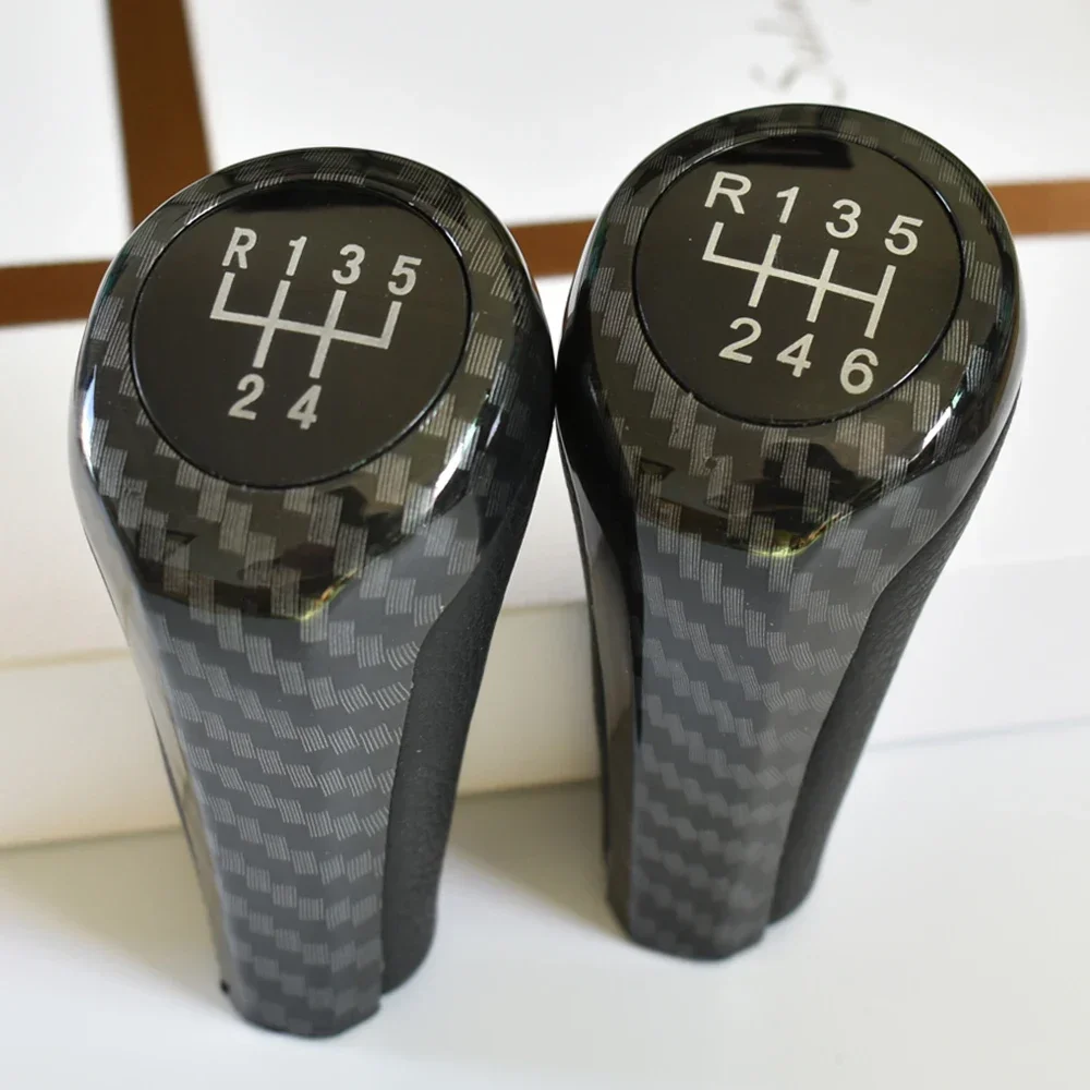 Carbon-Leder Schaltknauf für BMW 1 3 5 6 Serie M3 M4 M5 X5 X6 E30 E32 E34 E36 E38 E39 E46 E53 E60 E83 E84 E87 E90 E91 E92 – Detail 3