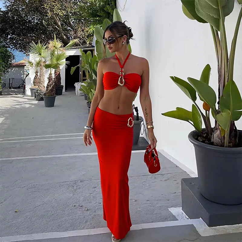 

Модный женский купальник 2025 года, шикарный белый дизайн с золотой пряжкой, идеально подходящий для пляжной одежды, вечеринок у бассейна, летних прогулок