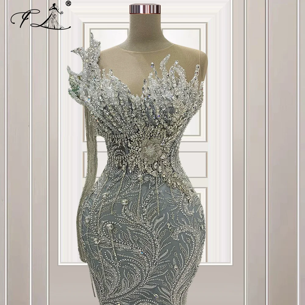 2024 Sparkly Silver Rhinestone Celebrity Dresses with Tassels Women Birthday Party Dubai Prom Gowns Customized