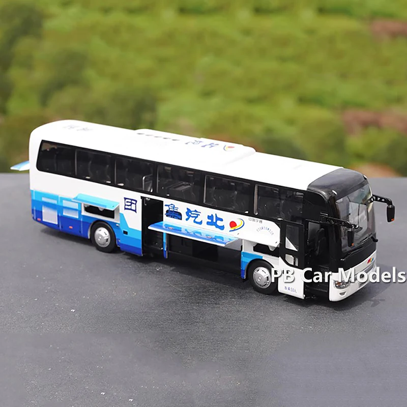 1: 42 Original Factory Yutong Bus ZK6122H9 BAIC Group Luxury Tourism Bus Model Car Model