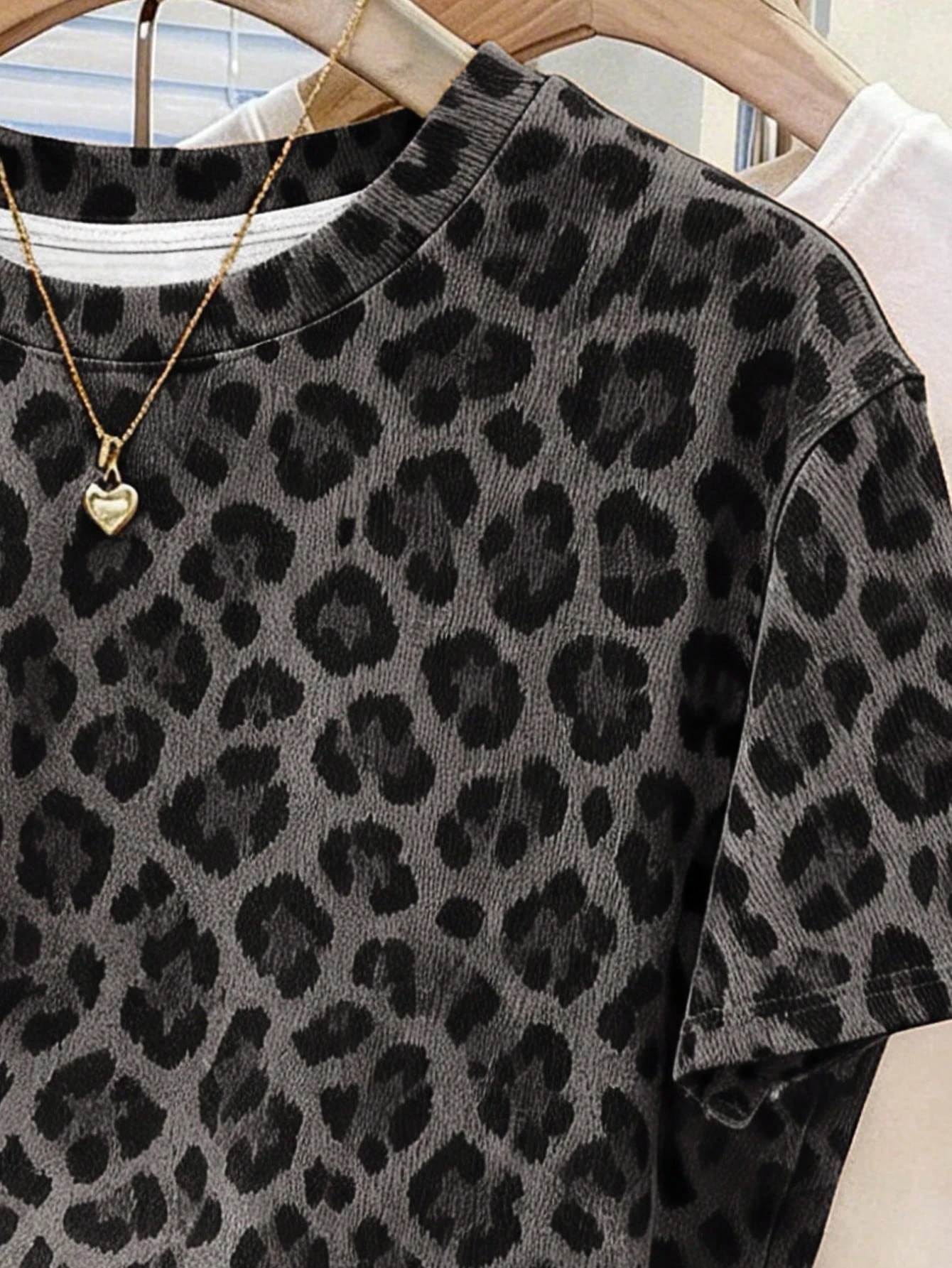 2026 Trendiges Vintage Leopardenmuster Damen T-Shirt Lässiges Kurzarm O-Ausschnitt Tierdruck Sommer Oversized Streetwear Oberteil – Detail 7