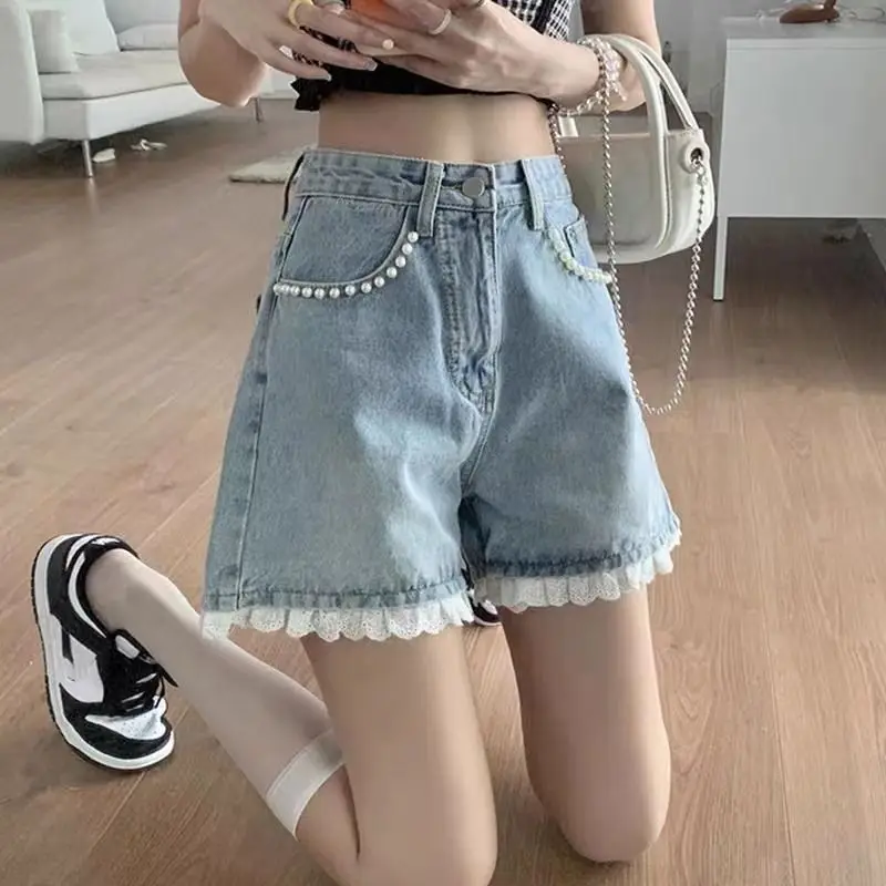 Hot Girl Denim Shorts for Women Summer 2025 New Style Lace Beading High Waist Slimming Wide Legs A-line Small Xs