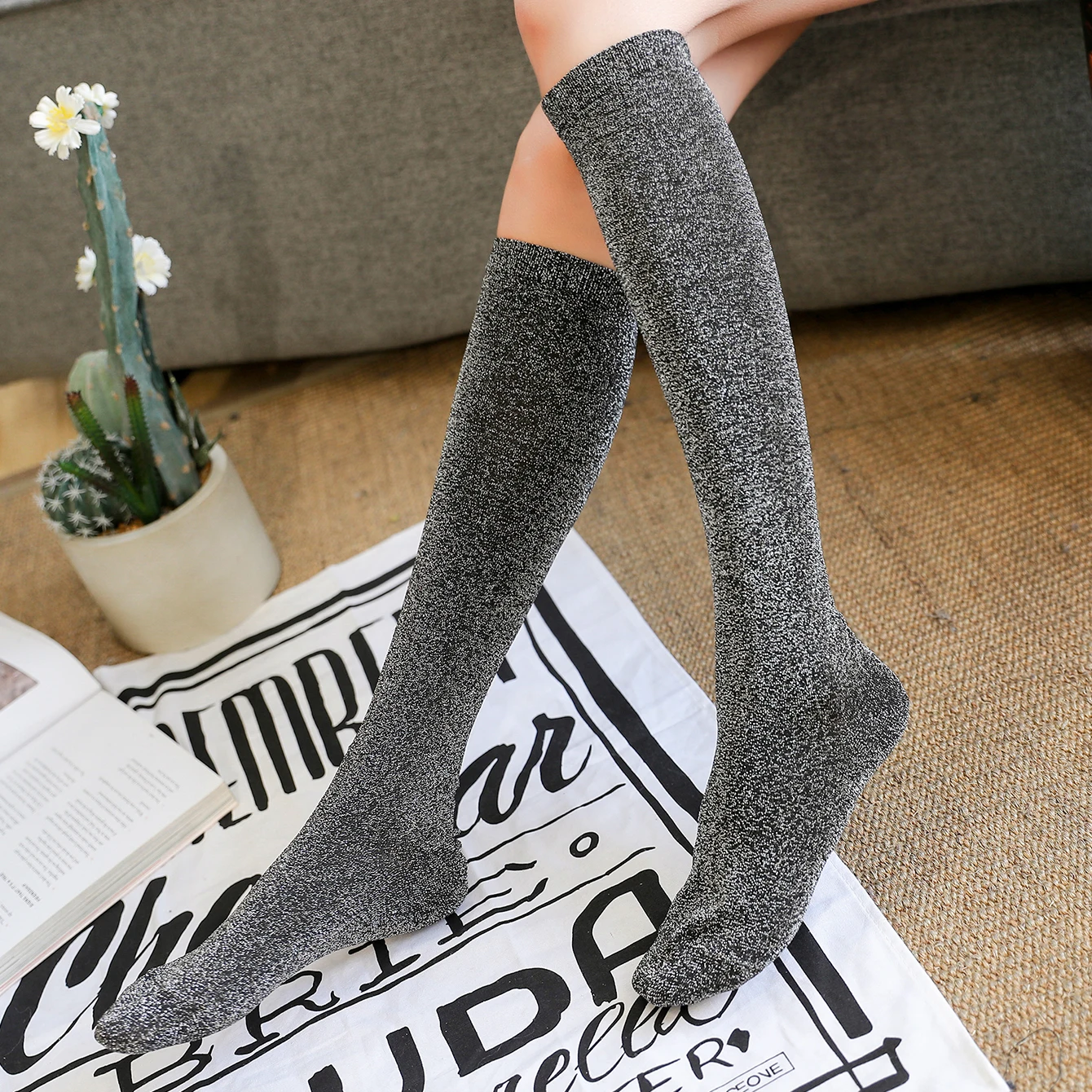 Spring And Summer New Knee-high Socks Student Socks Selling Silver Women\'s Mid-tube Socks Half Socks Lace alf Socks Women