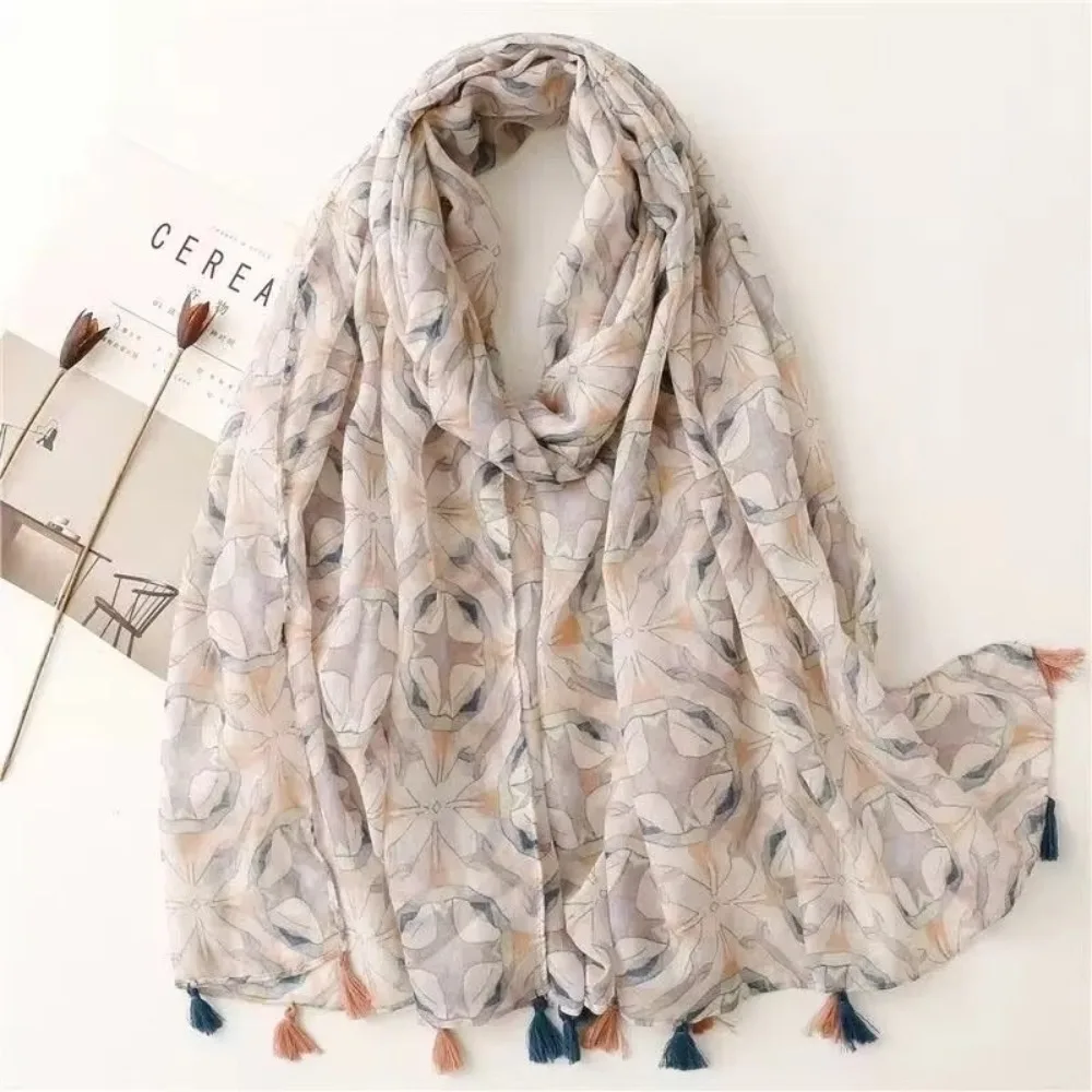 

Универсальный шарф с бахромой в стиле ретро, длинный хлопково-льняной шарф для путешествий, пляжное полотенце, мягкая пряжа с цветочным принтом, шаль, женский аксессуар