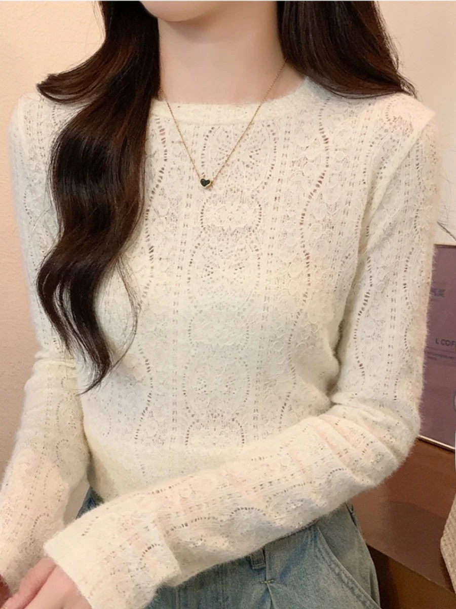 

Pure Desire Hollow out Lace Base Shirt Women's Autumn Winter Inner Wear Slimming Soft Nourishing Tawny round Neck Top