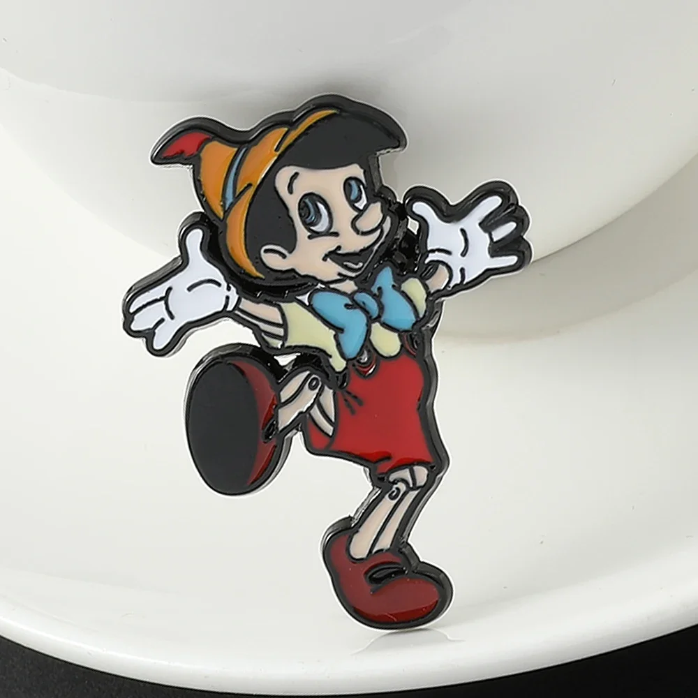 Broche de dibujos animados, Pin esmaltado de Pinocho, insignia de Metal, joyería, ropa, mochila, accesorios, regalo para amigos, 1 ud.