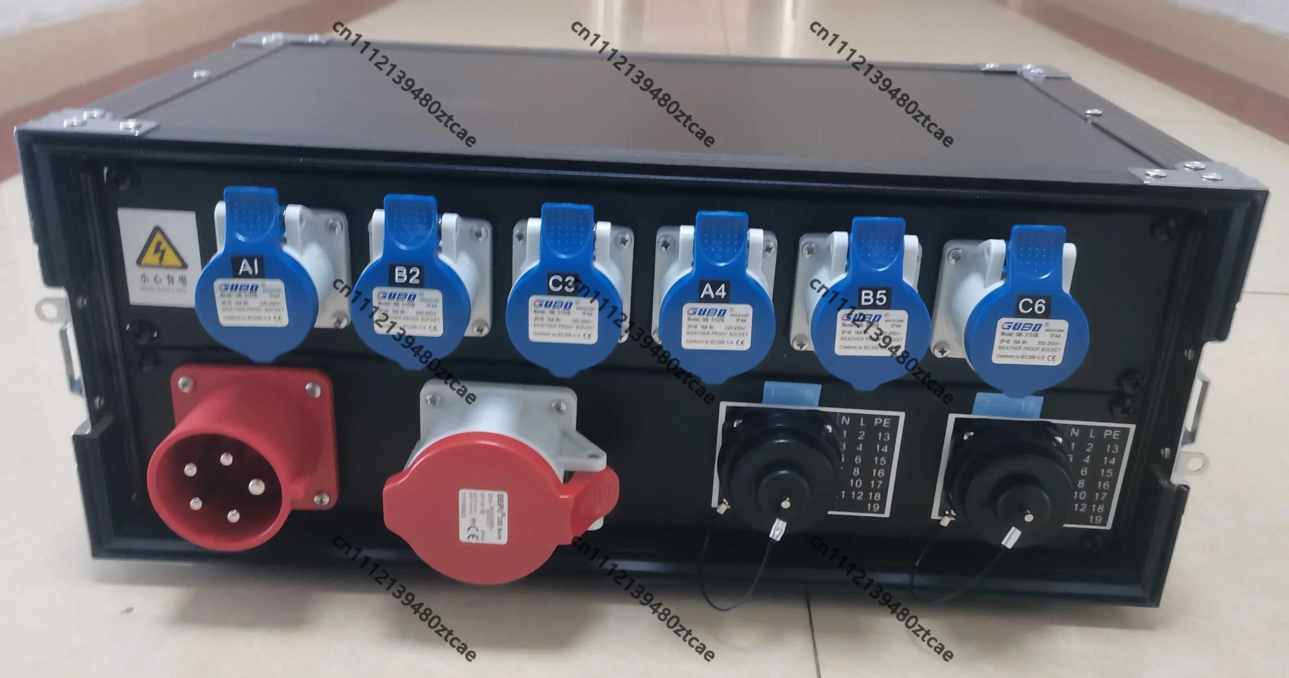 Stage LED Large Screen Lighting Audio Power Distribution Through Box Output Cabinet 19 Core Industrial Socket Power Case