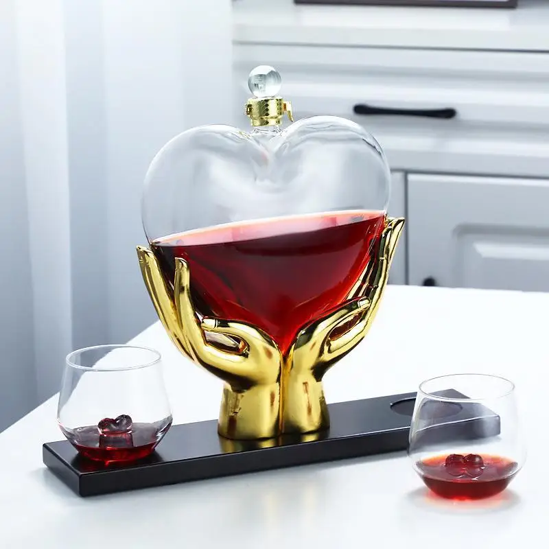 Hight Quality Mouth Blown Middle finger Decanter whiskey Small Glass Decanter For Hotel Restaurant Feast