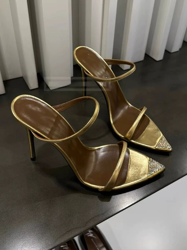 

2025 new European and American fashion versatile pointed thin heel outer wear casual open-toed cool slippers black high heels