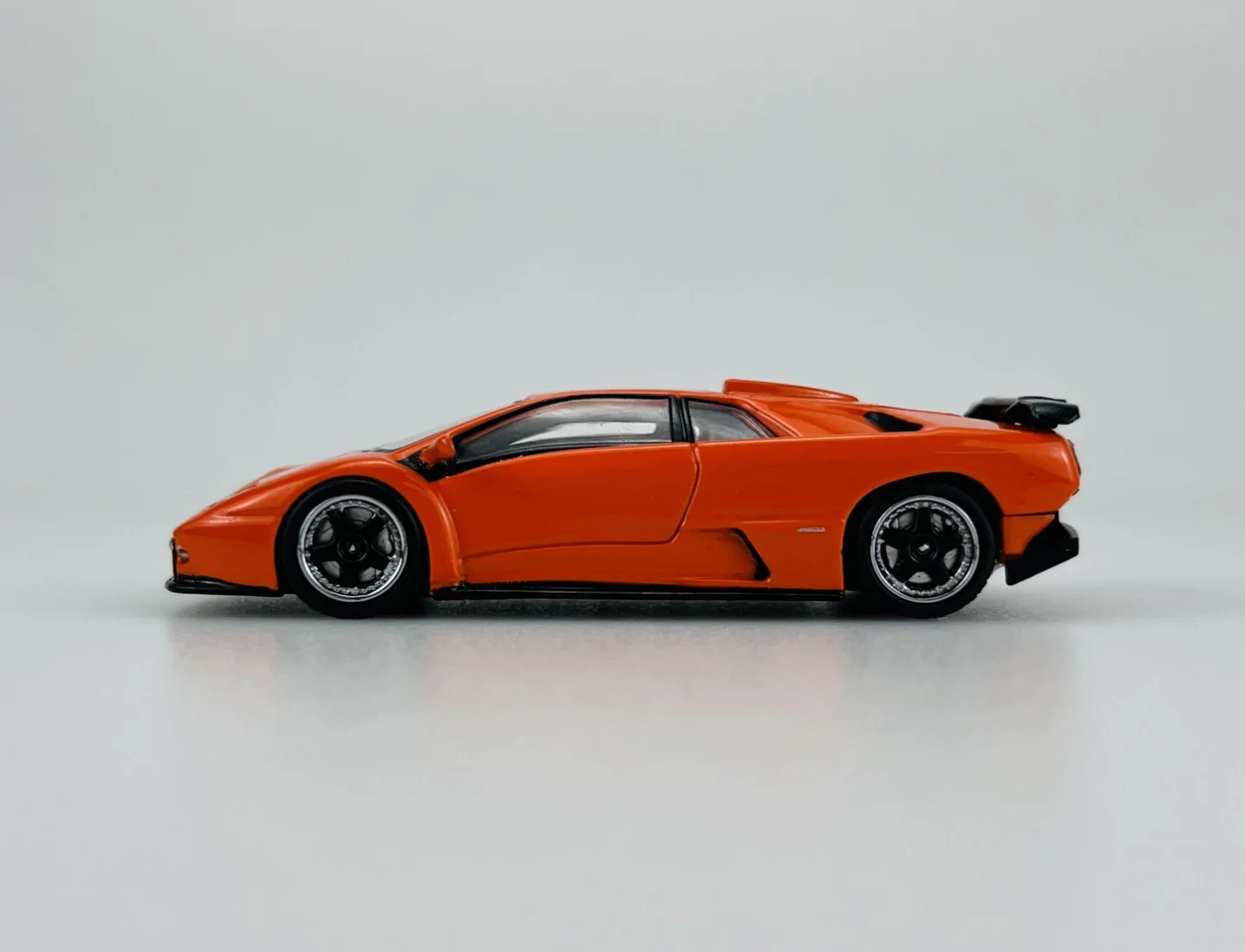 **Pre-order ** Stance Hunters 1:64 Diablo GT Yellow Orange Blue Diecast Model Car