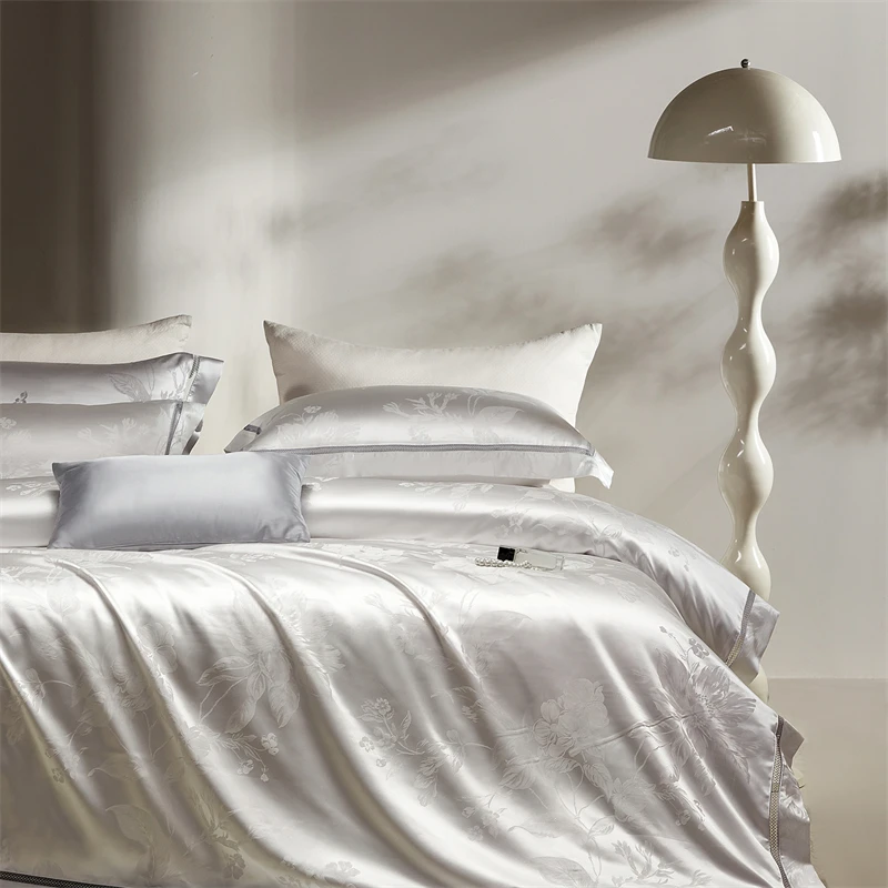 Luxury Satin Jacquard Lyocell Cotton Silky Soft Bedding Set Queen King Size Duvet Cover Set Quilted Bedspread Pillowcases 4Pcs