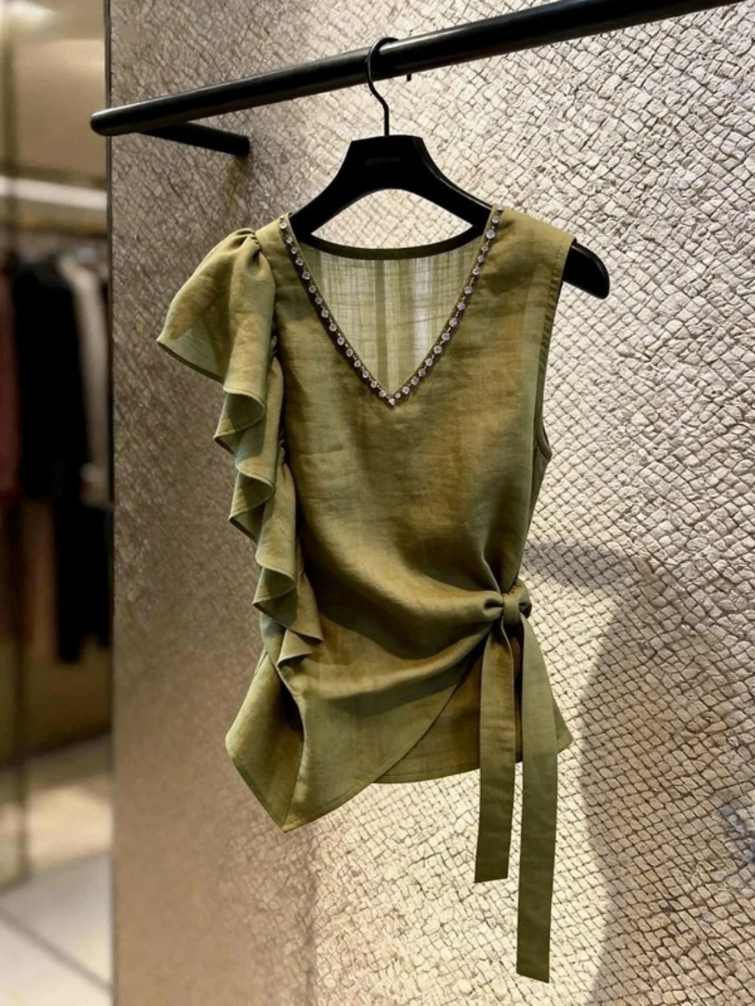 Elegant V-Neck Sleeveless Vest with Belt Waist Cinching Summer Luxury Versatile Diamond Embellished Floral Lace Hem Top for W...