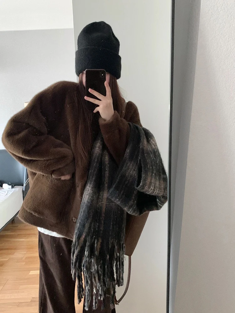 

Пальто из искусственного меха для девочек, женские очаровательные разноцветные вечерние стильные женские болеро из овчины из овчины, уютные, в клетку, модные