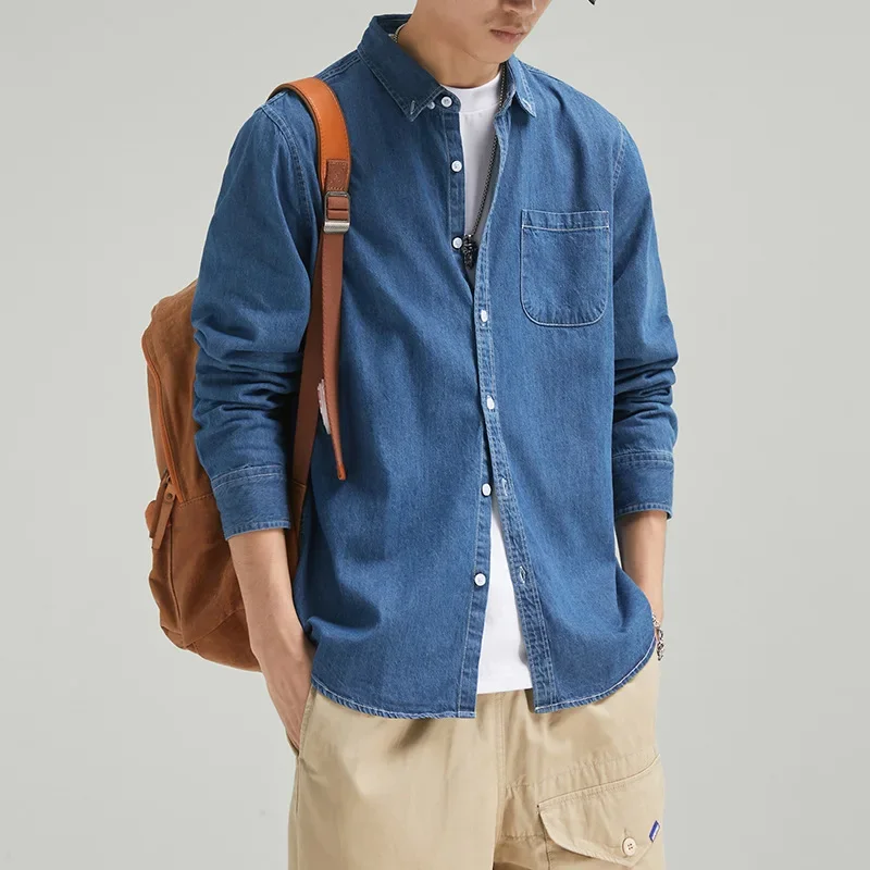 Simples manga longa denim camisa masculina primavera outono diário casual camisas de algodão puro homem lapela bolso luz azul jean camisa versátil