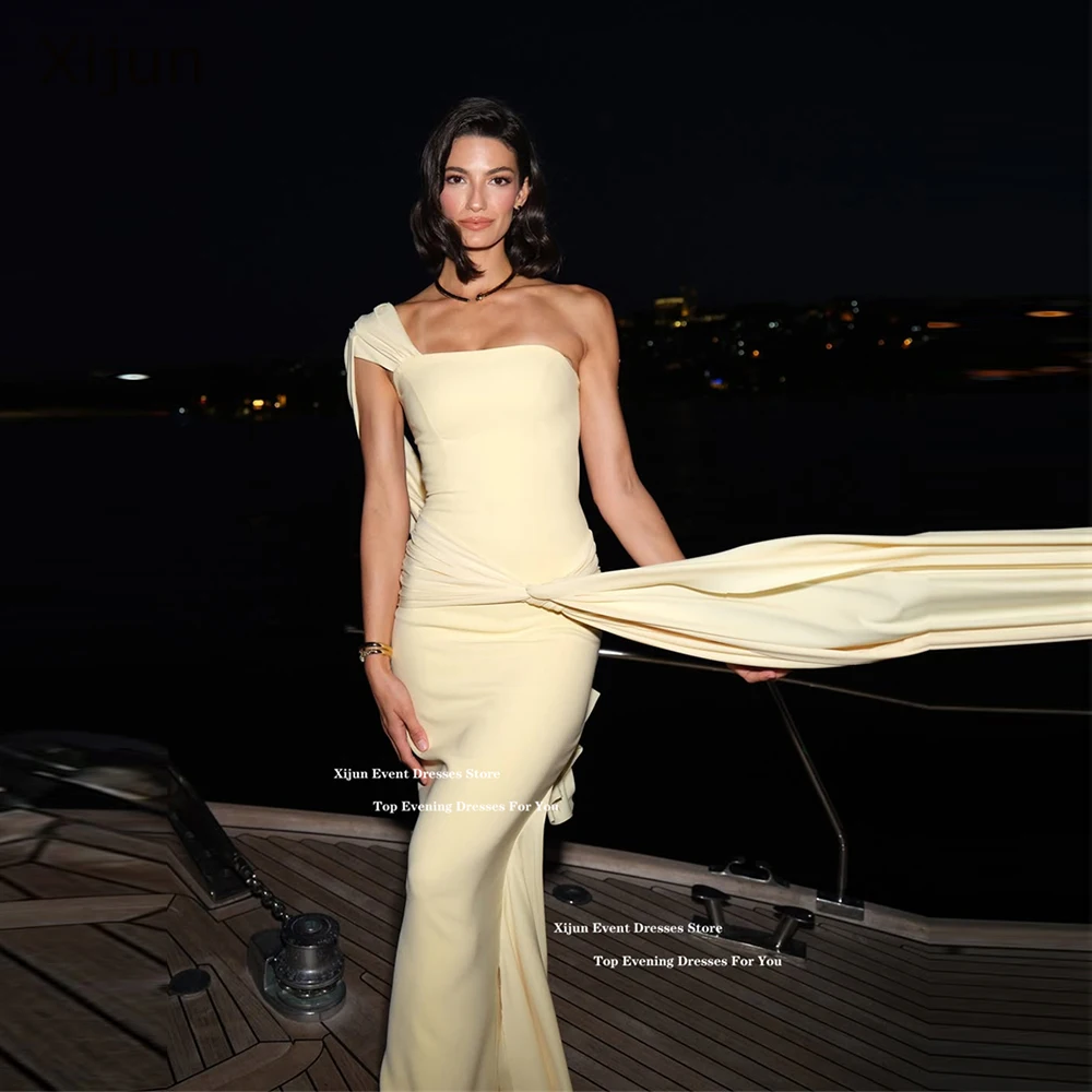 

Xijun детские желтые эластичные креповые вечерние платья на одно плечо, платья для выпускного вечера в Саудовской Аравии, плиссированные платья для выпускного вечера русалки, 2025 по индивидуальному заказу