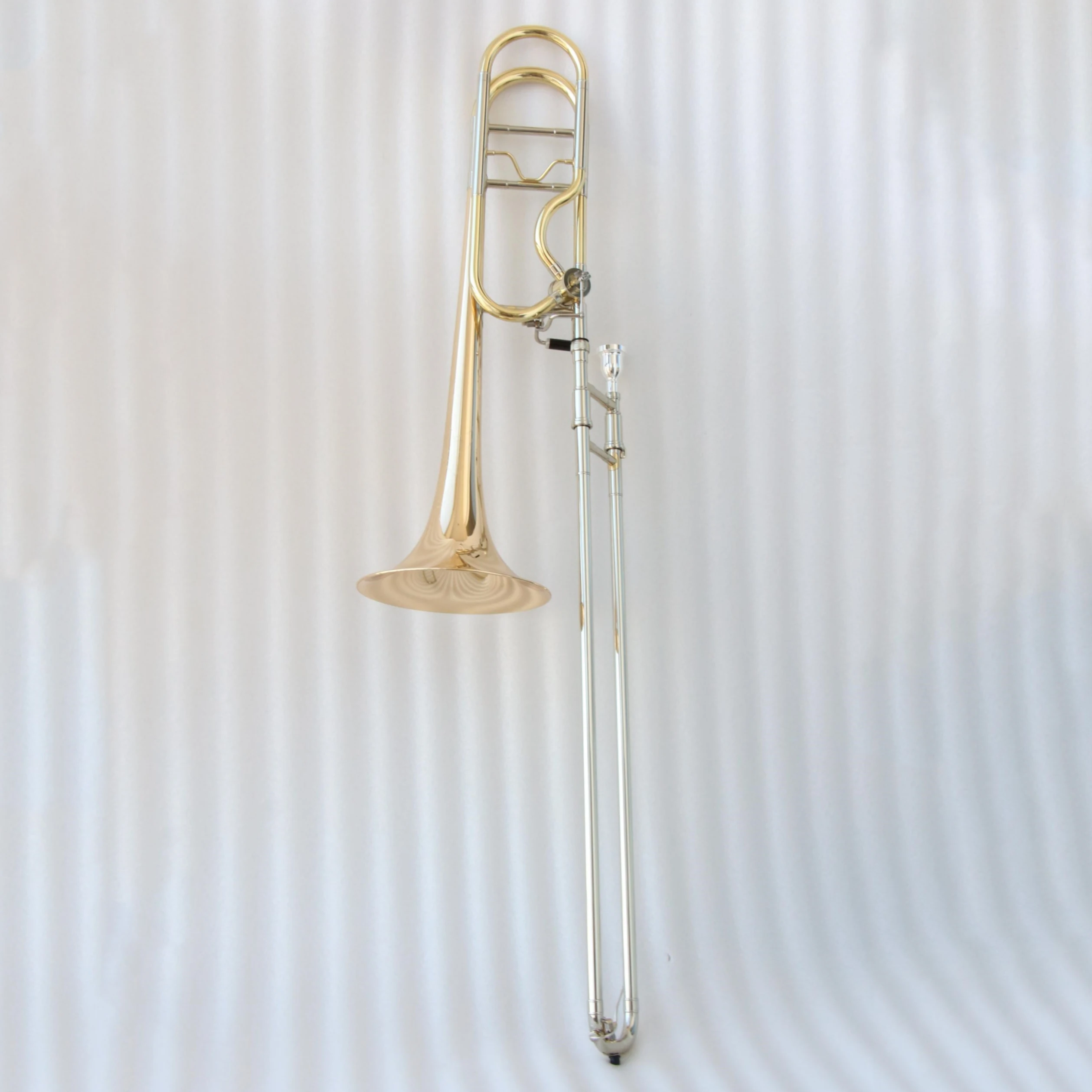 Professional Instrument Brass Material Band professional Grade Examination Playing Bb/F Clear Lacquered Tenor Trombone for sale