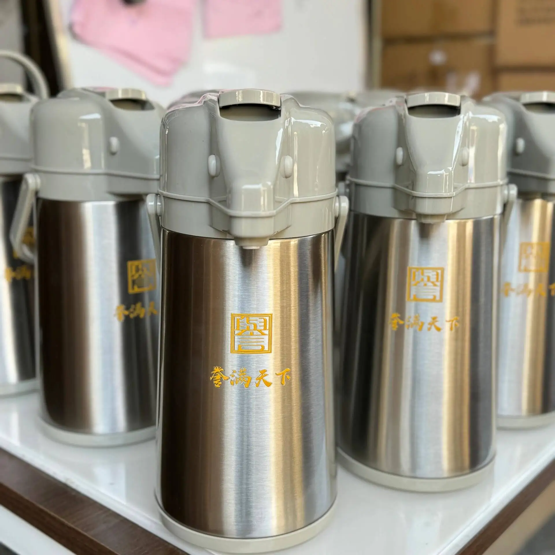 modern-mat-22l-insulated-water-bottle-pr-pe-for-car-use-poker-room-tea-house-office-home-travel-stainl-steel