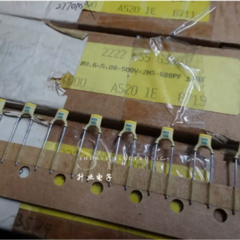 10pcs-100pcs BC 0.00068uf/500v 680pf n68 0.68nf 681 brand new copper foot silver film mica capacitor