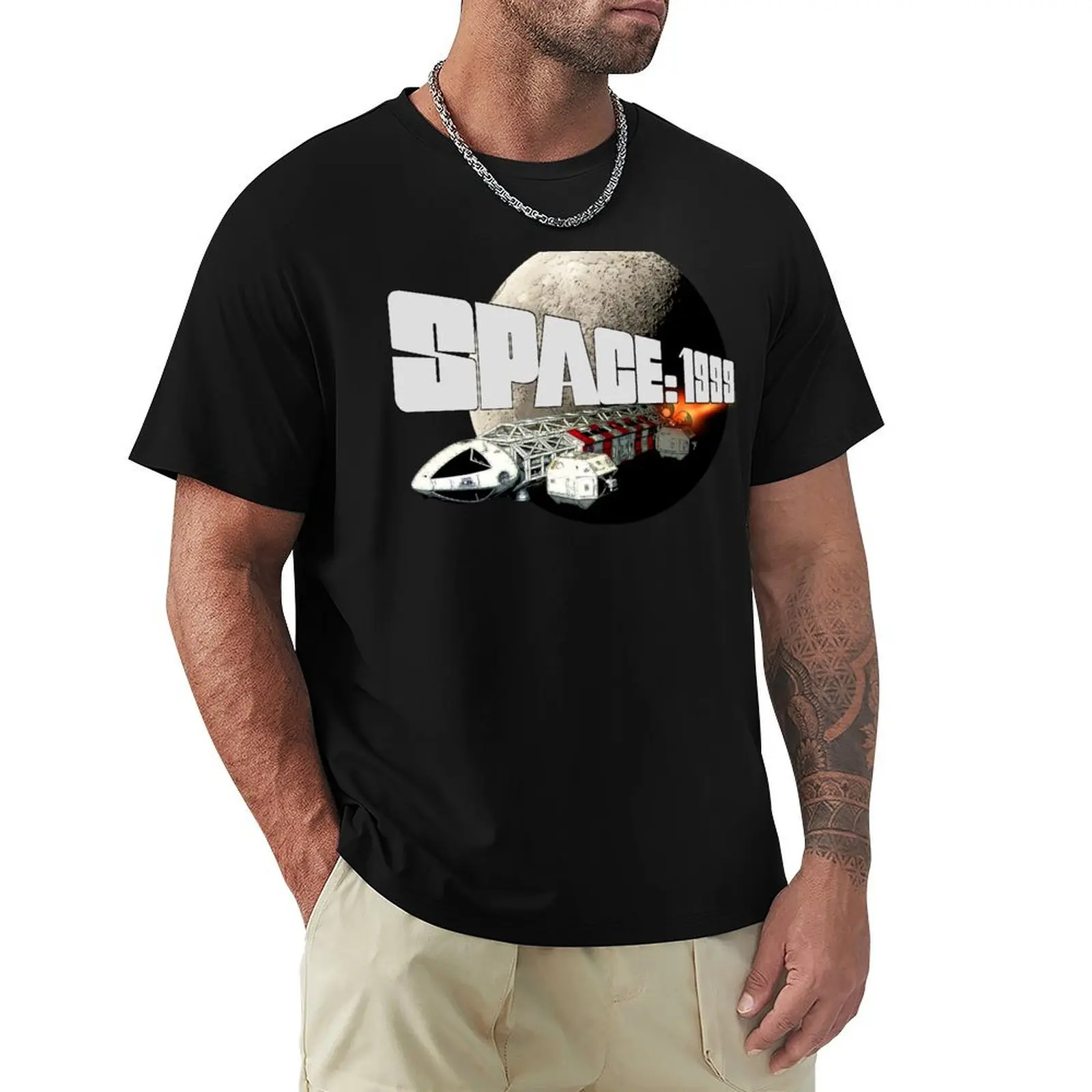 

SPACE 1999- Eagle Transporter T-Shirt Durable Work Wear T-Shirt