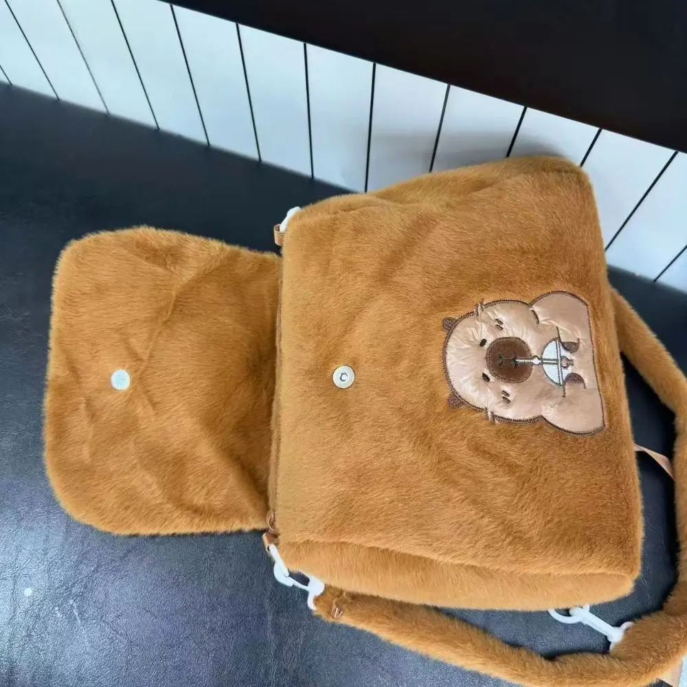 Orangefarbener Capybara-Plüsch-Rucksack, gefüllt, große Kapazität, Schultern, Dual-Use-Rucksack, Ins-Kollektion, Capibala Anime-Umhängetasche