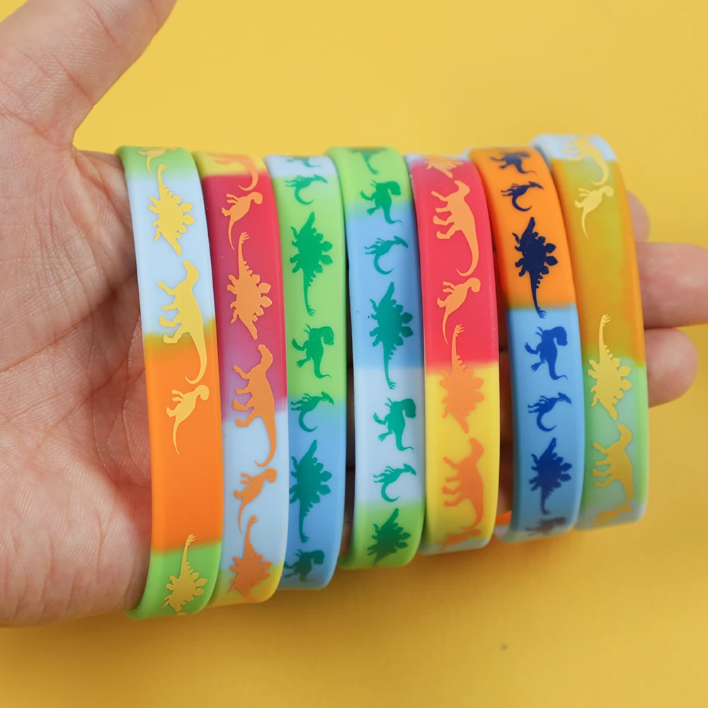 15Pcs Silicone Dinosaur Wristband Jungle Jurassic Dinosaur Theme Party Favors Gift Bag Kids Adult Birthday Party Pinata Filler