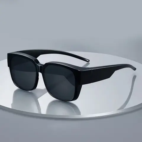 UV-skydd som kan bäras över andra glasögon Fyrkantiga solglasögon Polariserade solglasögon som sitter runtom över glasögon 10 best sales CVS solglasögon över glasögon - №5