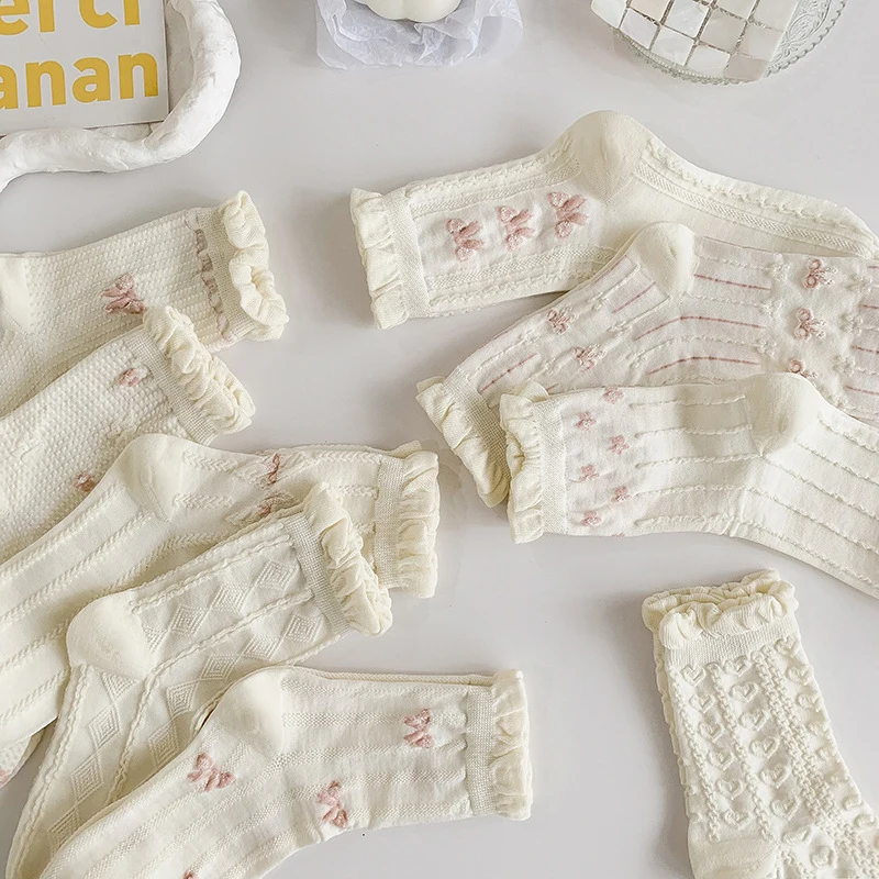 

Lolita Cotton Socks Girls Ruffles White Middle Tube Sock JK Bowknot Socks Japanese Harajuku Style Socks