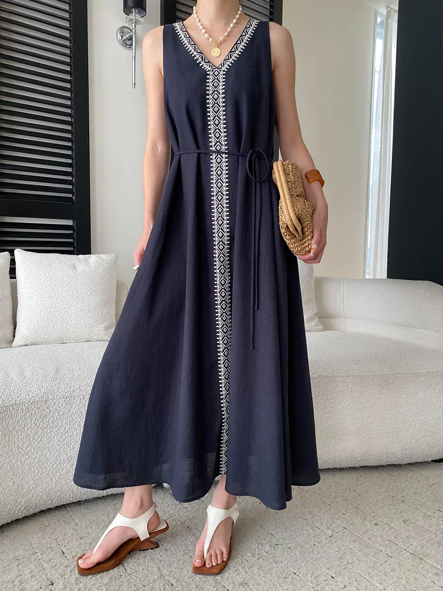 Frühlings- und Sommerkleid für Damen, lässig, einfarbig, V-Ausschnitt, Bohemian-Stil, bestickter Bund, ärmellos – Detail 21