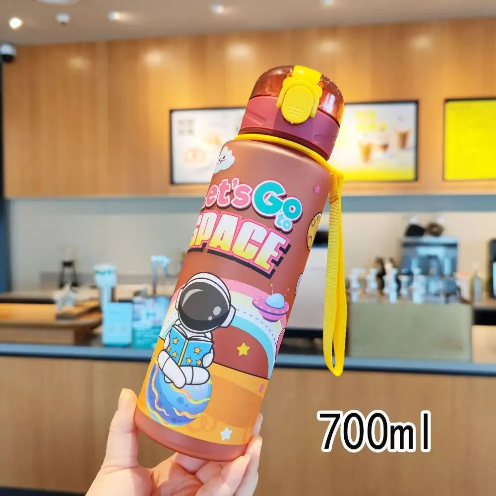 High Quality 700ML Astronaut Space Cup Plastic Seal Student Water Cup With Latch Cartoon Water Bottle Outdoor Sports